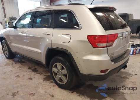 2012 Jeep Grand Cherokee Laredo z USA, uszkodzony, nr VIN 1C4RJFAG2CC245016